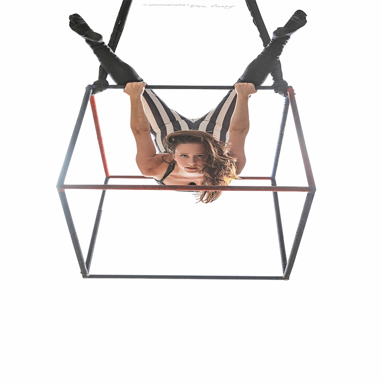 Aerial Cube Equipment for Professional Aerial Performance